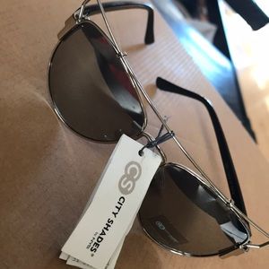 Aviator shape reflective sunglasses